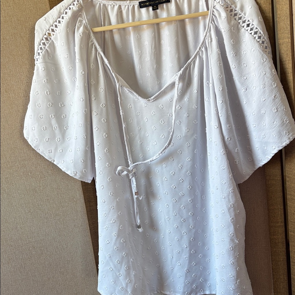 FINAL MARKDOWN Adrienne Vittadini White Eyelet Blouse with Tie-Front xl